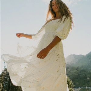 Ivy City Co. Midsummer Nights Dress. Gold stars and white